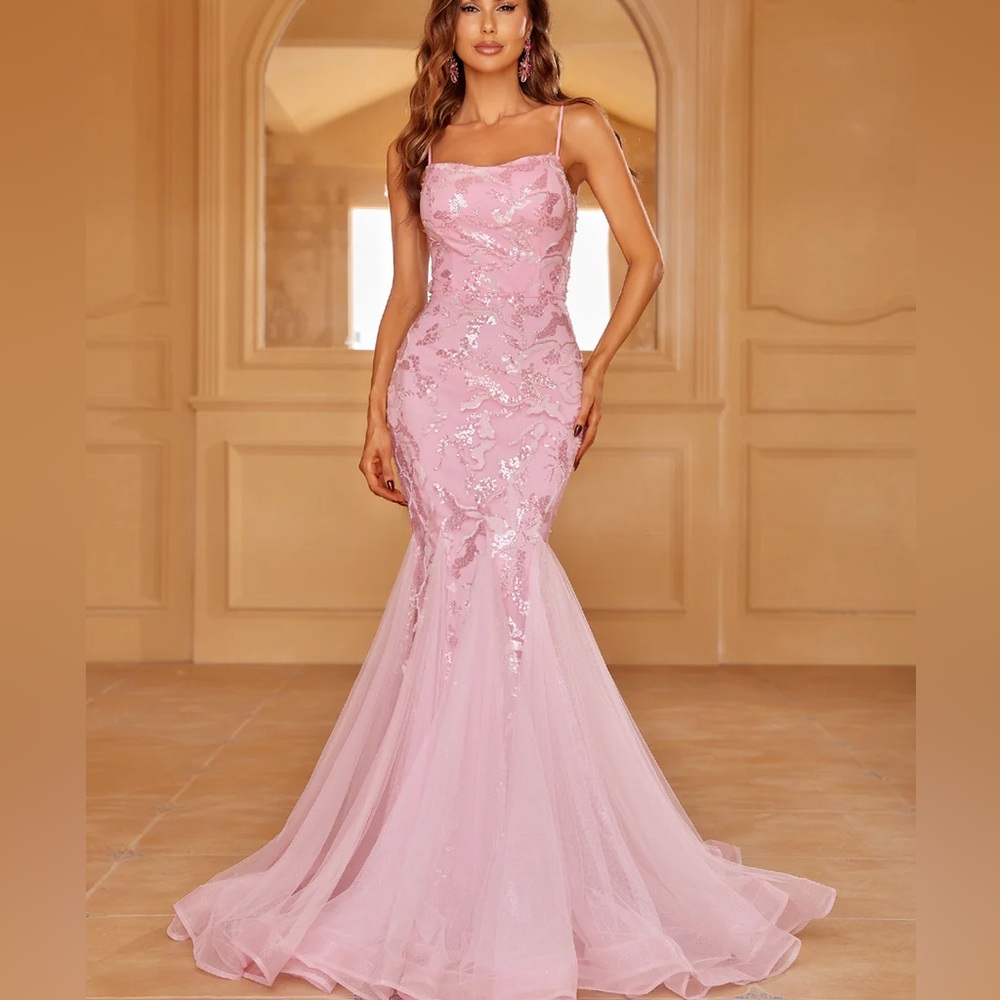 Elegant Pink Sequin Mermaid Gown